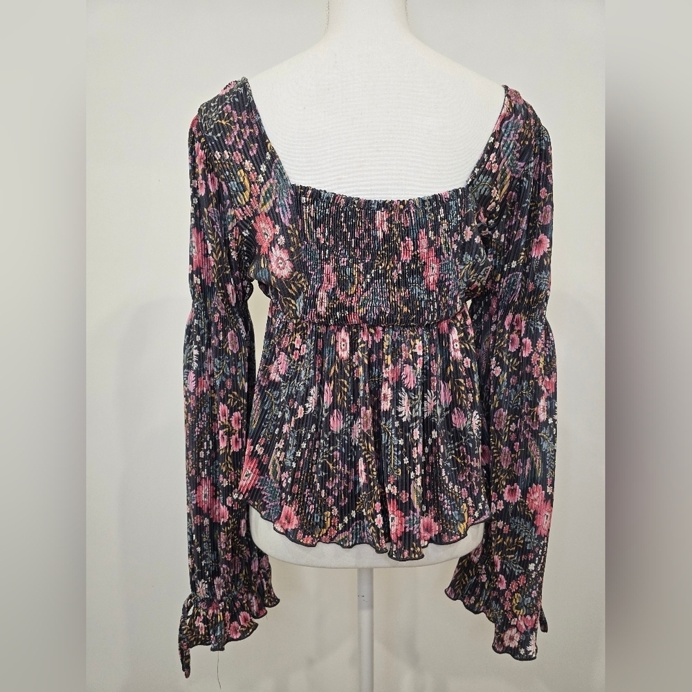 Bohemiam Floral Black and Pink Women's Top - Picture 7 of 9
